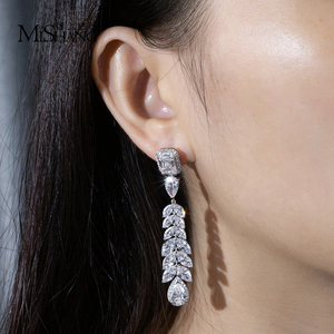 เครื่องประดับเมสซี่ MSE-847 ต่างหูเพชรทองคำขาว 18K สำหรับผู้หญิง - Product Image 3