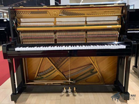 Piano acoustique droit classique U1F 88 touches avec plancher de sonorisation et clavier en bois massif, marteaux Beffa