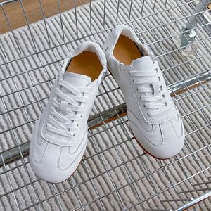 Nouvelle Arrivée Baskets Coréennes Rétro à Lacets pour Femmes en PU Imperméables, Amortissantes, Légères, Confortables et Respirantes pour l'Automne - Product Image 3