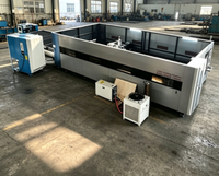 Nouvelle machine de découpe laser à fibre CNC de type portique RONGWIN avec refroidissement par eau pour métal et tubes