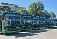 Bus électrique moderne haute capacité modèle E321 série OLGERD avec système de stockage d'énergie et design confortable pour les passagers