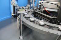 Mini machine de moulage par injection-soufflage de bouteilles PET Machines de fabrication de bouteilles en plastique pour l'eau boissons Mini boissons soufflant