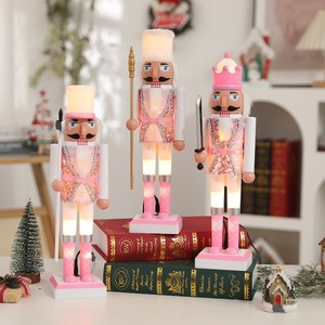 YUELIAN Vente en gros de figurines de soldats casse-noisettes de Noël de 38 cm avec sceptre pour la décoration de la table du salon et la décoration de la maison - Product Image 4