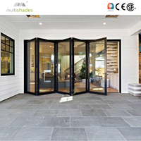 Puerta Plegable MULTISHADES para Villas de Lujo, Transforma Espacios con un Diseño Contemporáneo Minimalista