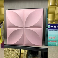 Plaques de plafond carrées en PVC de conception européenne, ignifuges, imperméables, résistantes à l'humidité, panneaux de plafond en grille 24x24 pour appartement