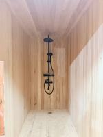 Salle d'expérience thermique extérieure personnalisée en cèdre rouge : Sauna, Bain de glace, Circuit chaud-froid pour le bien-être