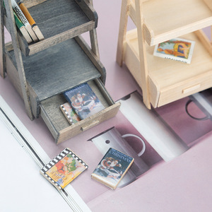 Nouveau 1:12 échelle bois Miniature maison de poupée meubles modèle accessoires bricolage jouet Style trois couches tiroir support avec porte-fleurs - Product Image 4