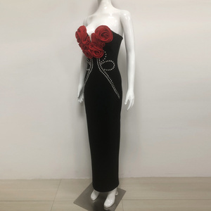 Haute qualité hors <span class=keywords><strong>de</strong></span> l'épaule <span class=keywords><strong>longue</strong></span> Maxi <span class=keywords><strong>robe</strong></span> <span class=keywords><strong>de</strong></span> soirée noire robes <span class=keywords><strong>de</strong></span> soirée sans bretelles avec fleur <span class=keywords><strong>rouge</strong></span> 3D strass arc - Product Image 3