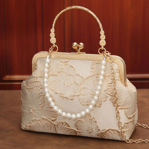Nouveau sac à main de style chinois Guofeng inspiré du Qipao, élégant, raffiné, avec fermeture à fermoir, poignée en perles, sac fourre-tout - Product Image 4