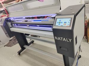 Machine de découpe automatique de haute précision 160cm Xy rouleau de papier peint matériaux publicitaires découpeuse - Product Image 5