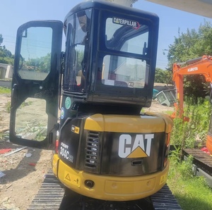 Mini-excavatrice d'occasion 304CR de 4 tonnes avec pompe hydraulique Denison, moteur et puissance de creusement élevée, certifiée EMC - Product Image 5