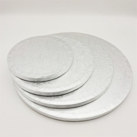 Plateau de base pour gâteau commercial en carton ondulé de qualité alimentaire, résistant à l'huile, motif petites roses argentées de luxe avec feuille d'or, 12 mm, vente en gros