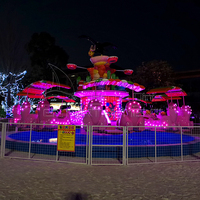 Manège de sauvetage des écureuils volants à jet d'eau rotatif sur le thème des dessins animés pour parc d'attractions