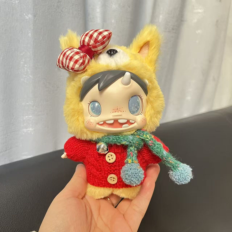 Rosewood-กระดุมสเวตเตอร์สีเขียวผ้าพันคอลายจุดสีแดงและสีขาวลายสก๊อตคลิป