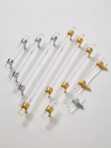 Poignées de meuble en laiton et acrylique transparent doré style Mid-Century, boutons de tiroir pour armoire, penderie et commode - Product Image 2