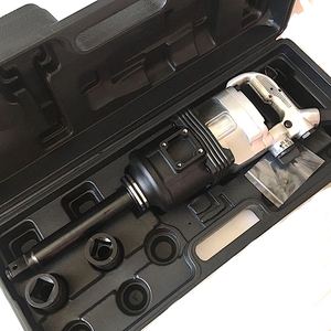 Chiave a percussione pneumatica per riparazione pneumatici con bussola utilizzata su alcuni dadi semi capocorda ostinati <span class=keywords><strong>e</strong></span> li ha tolti subito con facilità - Product Image 4