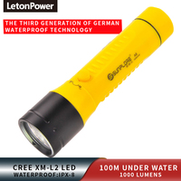 Lampe de plongée industrielle rechargeable P100 IP68 étanche 200-300M 1800 Lumens 5500K LED à faisceau spot pour la plongée sous-marine