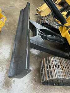 รถขุดขนาดเล็กมือสอง ปี 2022 รุ่น Cat305.5 305.5E 305.5E2 ผลิตในญี่ปุ่น ยี่ห้อแคตเตอร์พิลลาร์ น้ำหนัก 5.5 ตัน อุปกรณ์ก่อสร้าง ชิ้นส่วนหลัก เครื่องยนต์ มอเตอร์ ปั๊ม - Product Image 3