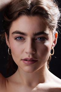 Elegant 14k <b>Gold</b> Hoop <b>Earrings</b> with 2.70 Carat <b>Emerald</b> Shaped Lab-Grown Diamonds - Product Image 2