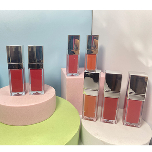 Vente en gros de rouge à lèvres imperméable longue tenue, meilleure qualité, logo personnalisé, rouge à lèvres liquide mat, végan et sans cruauté - Product Image 3