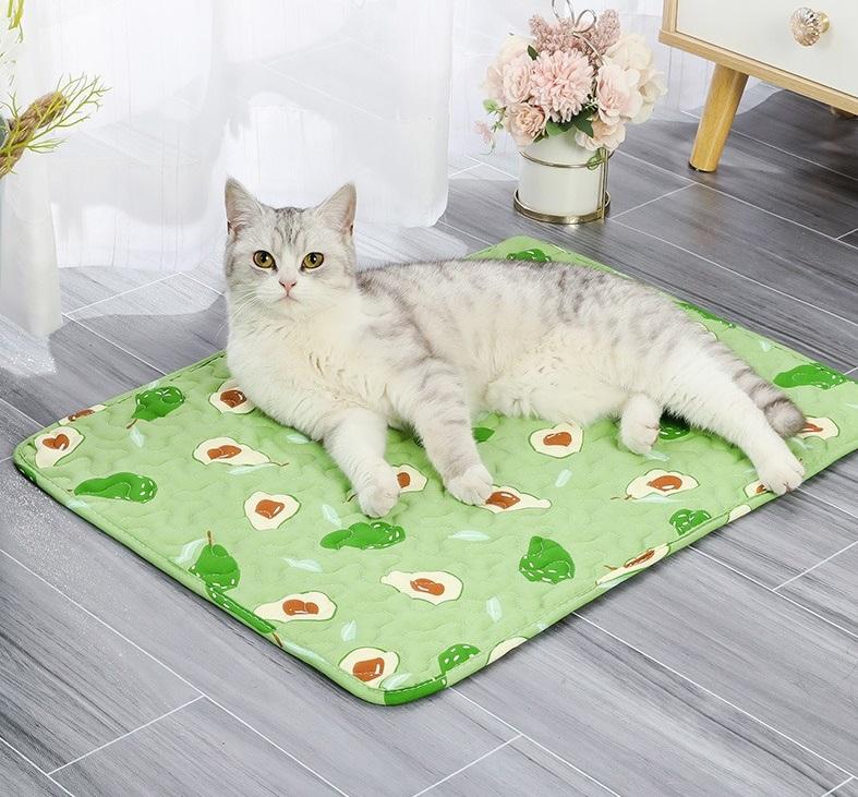 สีเขียว