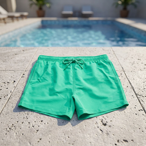 Short de bain vert uni en polyester/nylon pour homme Maillot de bain fabriqué par le meilleur fabricant de maillot de bain - Product Image 2