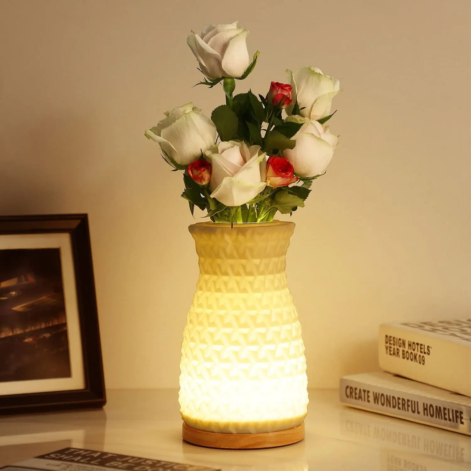 Unique Design Dimmable LED White Vase Bedside Table Lamp For Home Decor