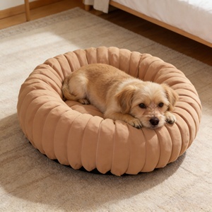 Yuvarlak Yuva Kedi Evcil Hayvan Yuvası Dairesel Sıcak ve Rahat Peluş Kedi Yuvası Mevsimlik Evrensel Ev Köpek Yatağı Evcil Hayvan Malzemeleri - Product Image 1