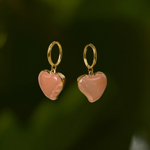 Boucles d'oreilles pendantes tendance en forme de cœur en acier inoxydable 316L plaqué or PVD, durables et résistantes - Product Image 3