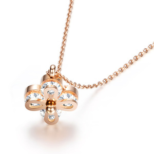 Collar con Colgante de Trébol de Cuatro Hojas en Oro Rosa, Cristal de 15 mm, Amuleto de Flor, Joyería de Moda para Uso Diario - Product Image 2