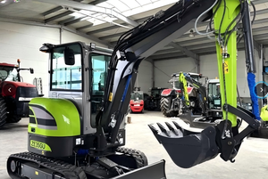 Miniexcavadora ZE36GU con Capacidad de Cazo de 0.11m³ para Manejo de Materiales en Canteras - Product Image 2