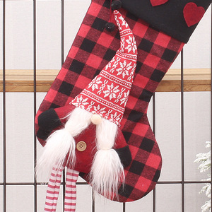 Chaussette de Noël Baiyang Crafts, décoration de gnome, motif écossais rouge, tricotée, réutilisable, sac cadeau de Noël, ornement - Product Image 1