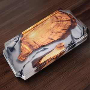 Bandejas de Madera Hechas a Mano con Vibrante Arte en Resina Diseñadas para Mejorar la Presentación de los Alimentos y Crear una Comedor Decorativo - Product Image 2