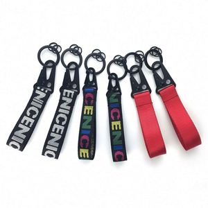 Porte-clés élégant de haute qualité avec mousqueton et crochet en forme d'olécrâne, cordon court personnalisé - Product Image 6