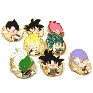 Venta al por mayor de populares insignias de metal con estampado UV de <span class=keywords><strong>Goku</strong></span> de Dragon Ball Z, de aleación de zinc, estilo antiguo, para regalos y souvenirs de anime. - Product Image 2