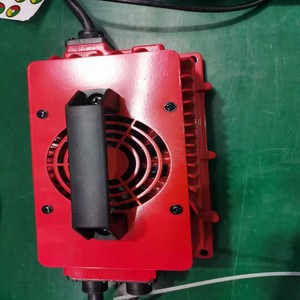 Chargeurs de batteries pour voiturettes de golf 36V 20A (plomb-acide) et 48V 18A (lithium-ion) 58.4V 18A 43.8V 20A - Product Image 1