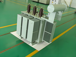 Transformateur de distribution triphasé immergé dans l'huile de bonne qualité, 220V 35KV Dyn11, type de refroidissement - Product Image 6