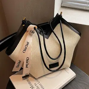 Tas tangan wanita baru 2024 tas bahu bermerek tas belanja dan perjalanan tas wanita kapasitas besar terbuat dari kulit