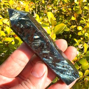 Torre de Cristal de Astrophyllite Natural Pulida de Estilo Bohemio al por Mayor para Decoración del Hogar Única y Regalos Navideños - Product Image 4