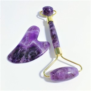 Amazon vente chaude <span class=keywords><strong>pas</strong></span> <span class=keywords><strong>cher</strong></span> améthyste gua sha <span class=keywords><strong>jade</strong></span> <span class=keywords><strong>rouleau</strong></span> guasha <span class=keywords><strong>de</strong></span> raclage en visage équipement <span class=keywords><strong>de</strong></span> beauté - Product Image 2