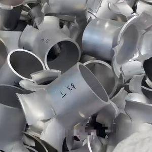Suministro Directo de Fábrica, Precio al por Mayor, Chatarra de Aluminio, Origen VN, 99.9% de Contenido de Al - Product Image 4