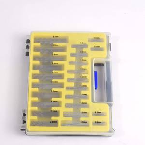 Juego de 13 Brocas de Cobalto con Diamantes de Imitación M35 de Alta Calidad en Caja de Hierro - Product Image 1