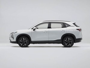 Wuling Xingguang <span class=keywords><strong>S</strong></span> 2024 Crossover <span class=keywords><strong>a</strong></span> Doppia Alimentazione 130km PHEV/510km EV Passo 2750mm 540L 0-100km/<span class=keywords><strong>h</strong></span> 7.5s Tecnologia di Ricarica Rapida 4C - Product Image 3