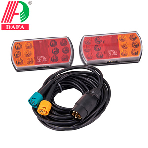Feu arrière de <span class=keywords><strong>remorque</strong></span> LED automatique d'approbation étanche IP67 12-24V EMARK - Product Image 4