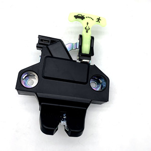 Mécanisme de verrouillage de <span class=keywords><strong>coffre</strong></span> 64600-06060, verrouillage de hayon, verrouillage de porte de <span class=keywords><strong>coffre</strong></span>, loquet de hayon <span class=keywords><strong>pour</strong></span> Toyota Camry 2004-2006, verrouillage ou mécanisme de verrouillage de <span class=keywords><strong>coffre</strong></span> - Product Image 1