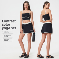 Ensemble de sport deux pièces pour femme, crop top et jupe-short, avec bordure contrastante, tenue athlétique, logo personnalisé, vente en gros