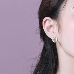 Orecchini a Perno Scintillanti e Lucidi per Donne, Eleganti Orecchini da Indossare Quotidianamente e per Feste, Gioielli alla Moda - Product Image 3