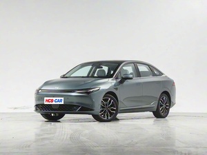 Xpeng P5 500 Plus Pro EV <span class=keywords><strong>2022</strong></span>, SUV 4 portes 5 places avec boîte de vitesses automatique, véhicule hybride à énergie nouvelle par BYD Song, véhicule électrique d'occasion en vente en Chine - Product Image 1