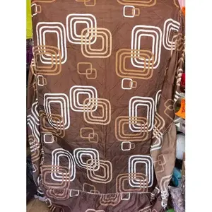 Couette économique simple 1,75x2,4m en polyester imprimé pour toutes les saisons, usage domestique - Product Image 4