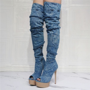 Bottes hautes à plateforme et talons hauts pour femmes, avec fermeture éclair, bout ouvert, en jean bleu, grande taille 47 - Product Image 1